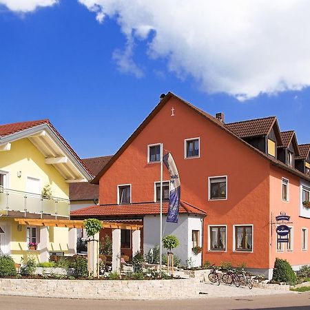 Gasthof Schneiderwirt, Kipfenberg Ot Hirnstetten Exteriör bild