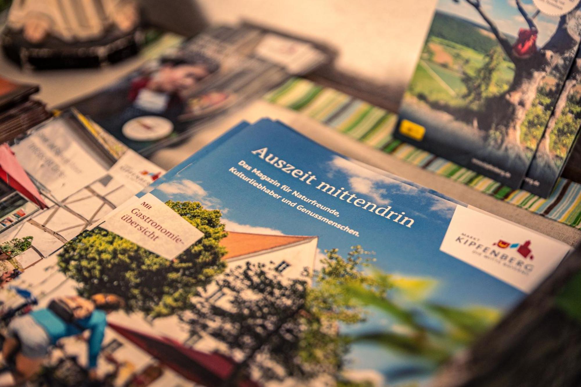 Gasthof Schneiderwirt, Kipfenberg Ot Hirnstetten Exteriör bild
